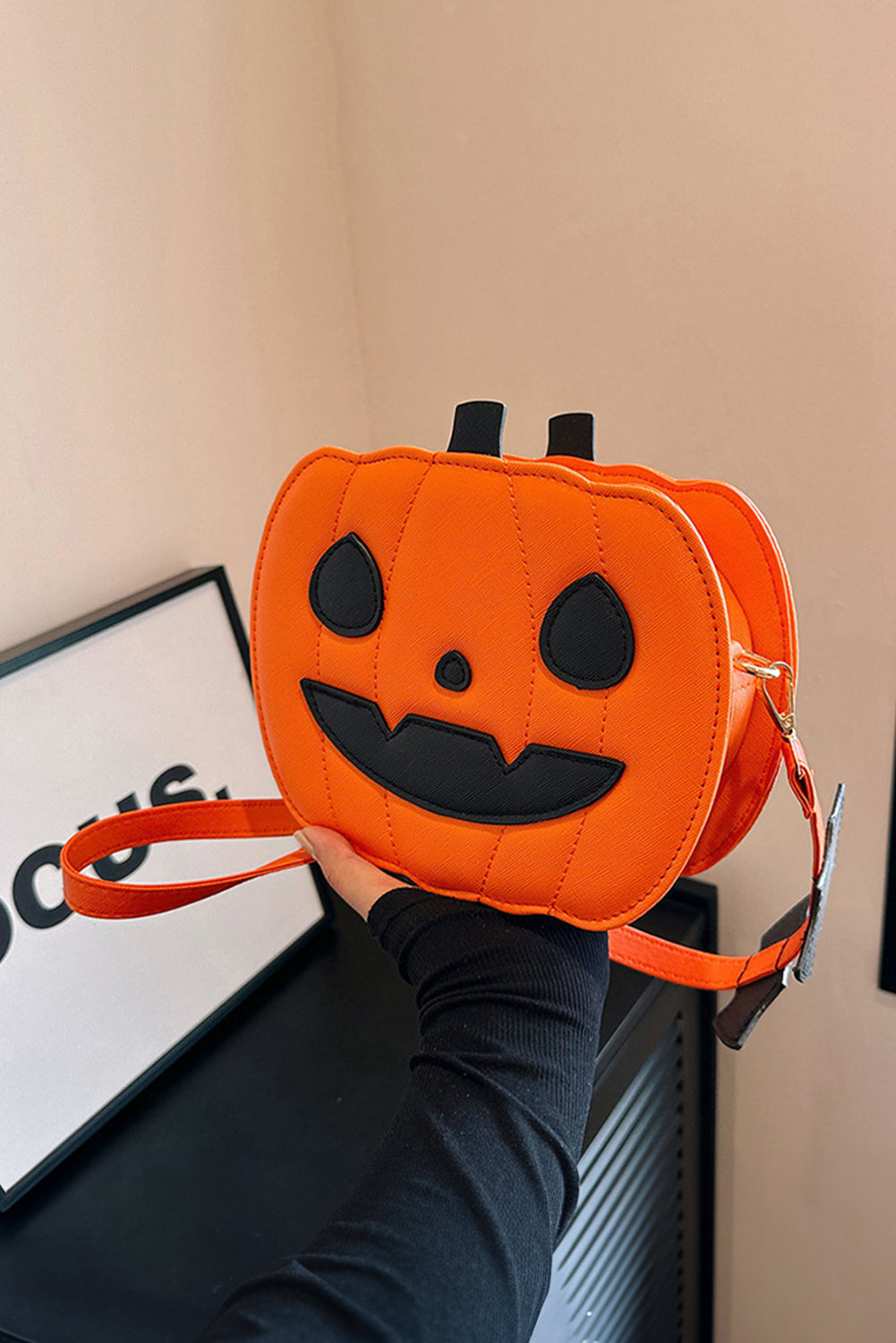 Jack-O-Lantern Nights Pumpkin Shoulder Bag