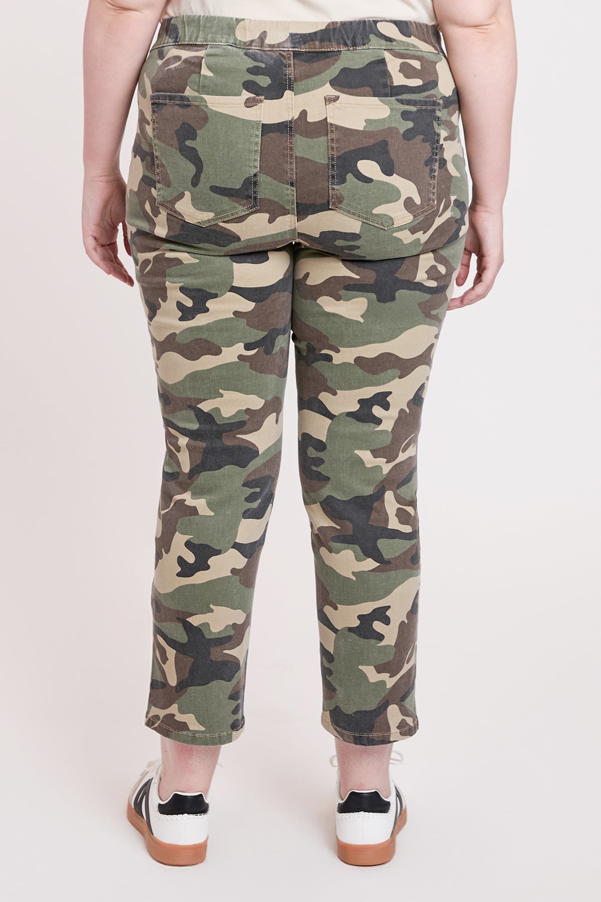 YMI Jeans Women's Plus High Rise Pull On Straight Leg Jogger