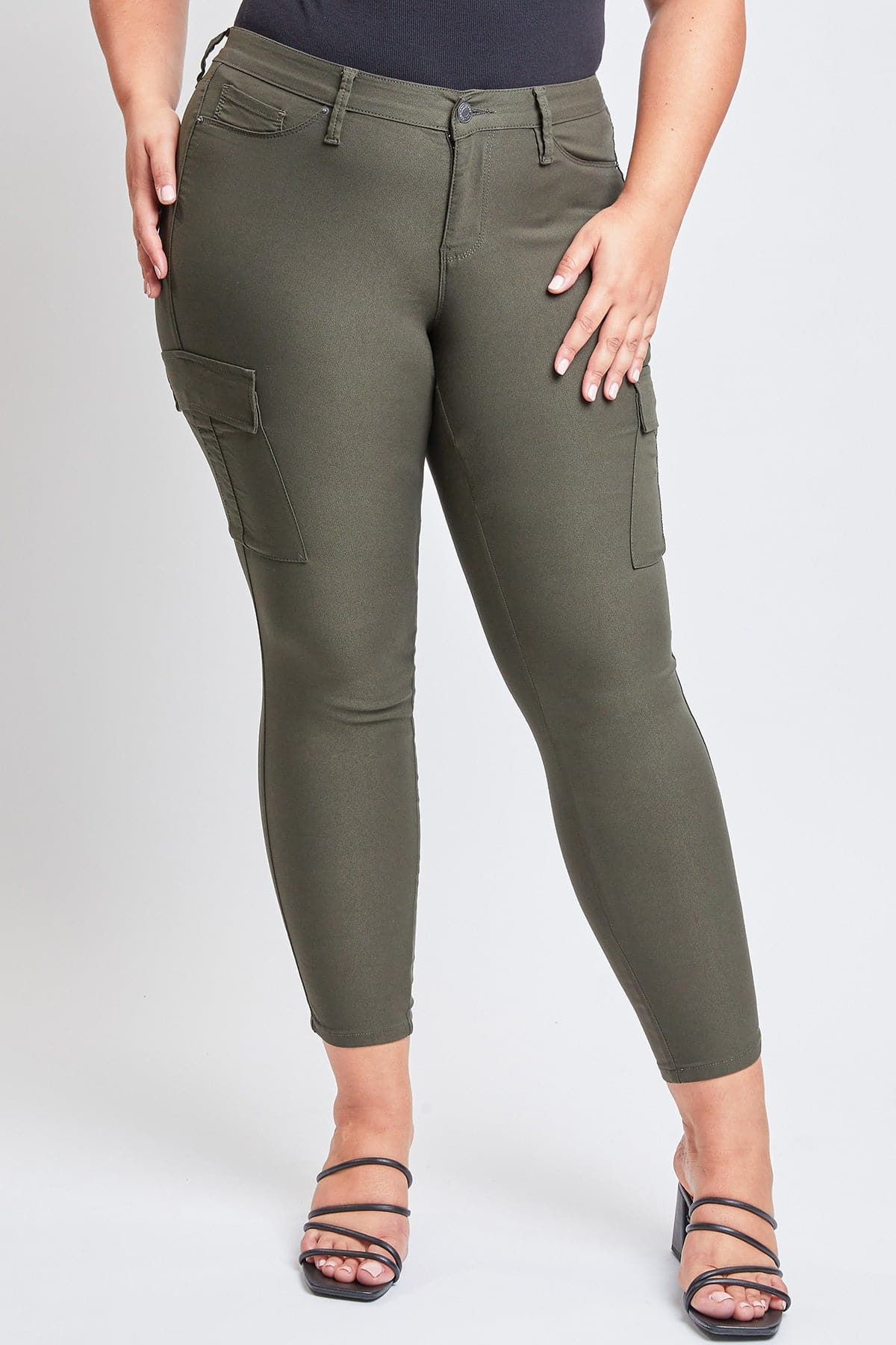 YMI Jeans Women's Plus Hyperstretch Skinny Cargo Pants